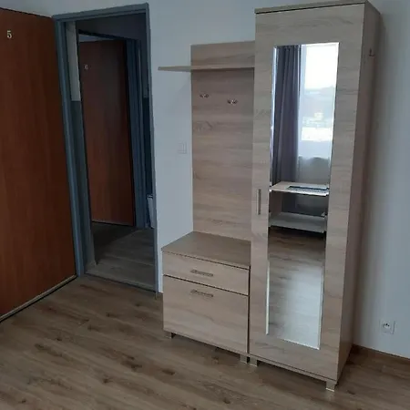 Quarto em Acomodações Particulares Monica Dwuosobowe Tylko Dla Doroslych Mielenko