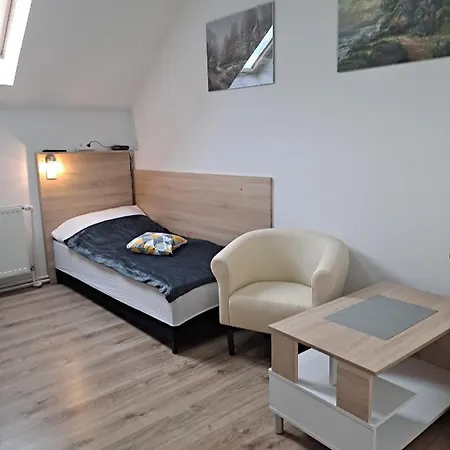 Monica Dwuosobowe Tylko Dla Doroslych Mielenko