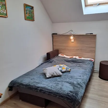 Quarto em Acomodações Particulares Monica Dwuosobowe Tylko Dla Doroslych Mielenko