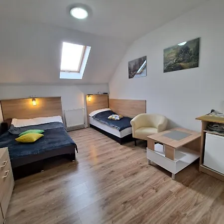 Monica Dwuosobowe Tylko Dla Doroslych *