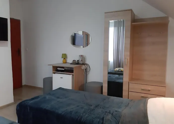 Monica Dwuosobowe Tylko Dla Doroslych * Mielenko