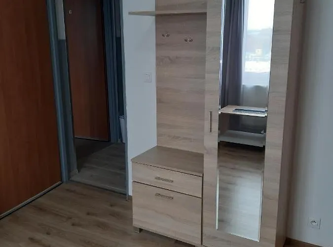 Homestay Monica Dwuosobowe Tylko Dla Doroslych Mielenko