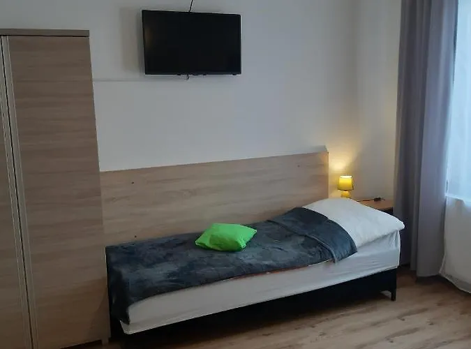 Monica Dwuosobowe Tylko Dla Doroslych *