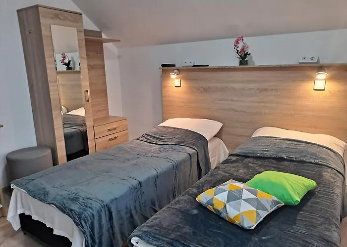 Homestay Monica Dwuosobowe Tylko Dla Doroslych Mielenko