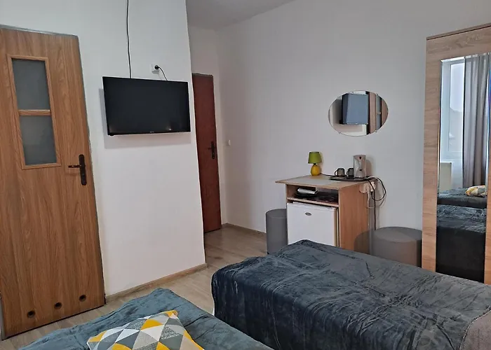 Monica Dwuosobowe Tylko Dla Doroslych Homestay Mielenko