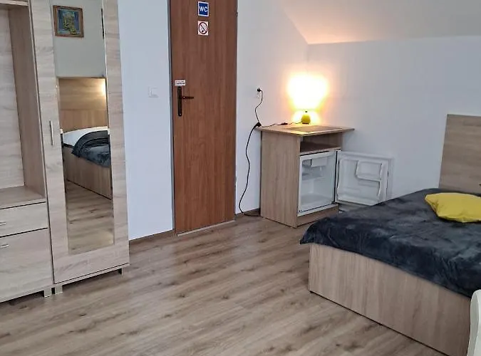 Monica Dwuosobowe Tylko Dla Doroslych * 米耶伦科