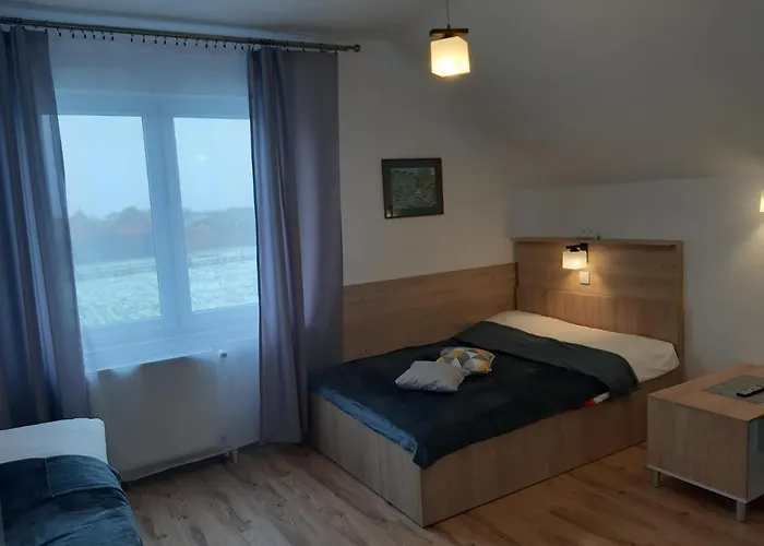 Monica Dwuosobowe Tylko Dla Doroslych Homestay Mielenko