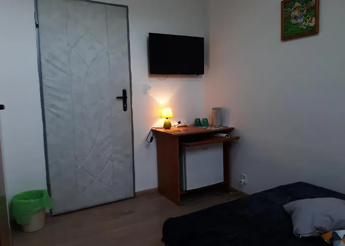 Homestay Monica Dwuosobowe Tylko Dla Doroslych Mielenko