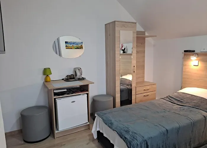 Monica Dwuosobowe Tylko Dla Doroslych Homestay